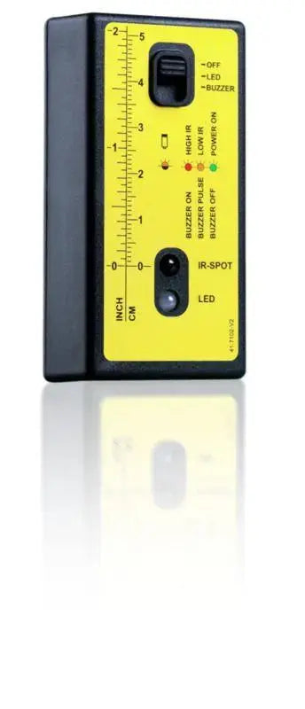 Marantec Spotfinder zur Einstellung von Infrarot-Lichtvorhängen sur Industrietoren avec CONDOR MILAN et IXIO-DO1 Indus Anwesenheitssensoren
