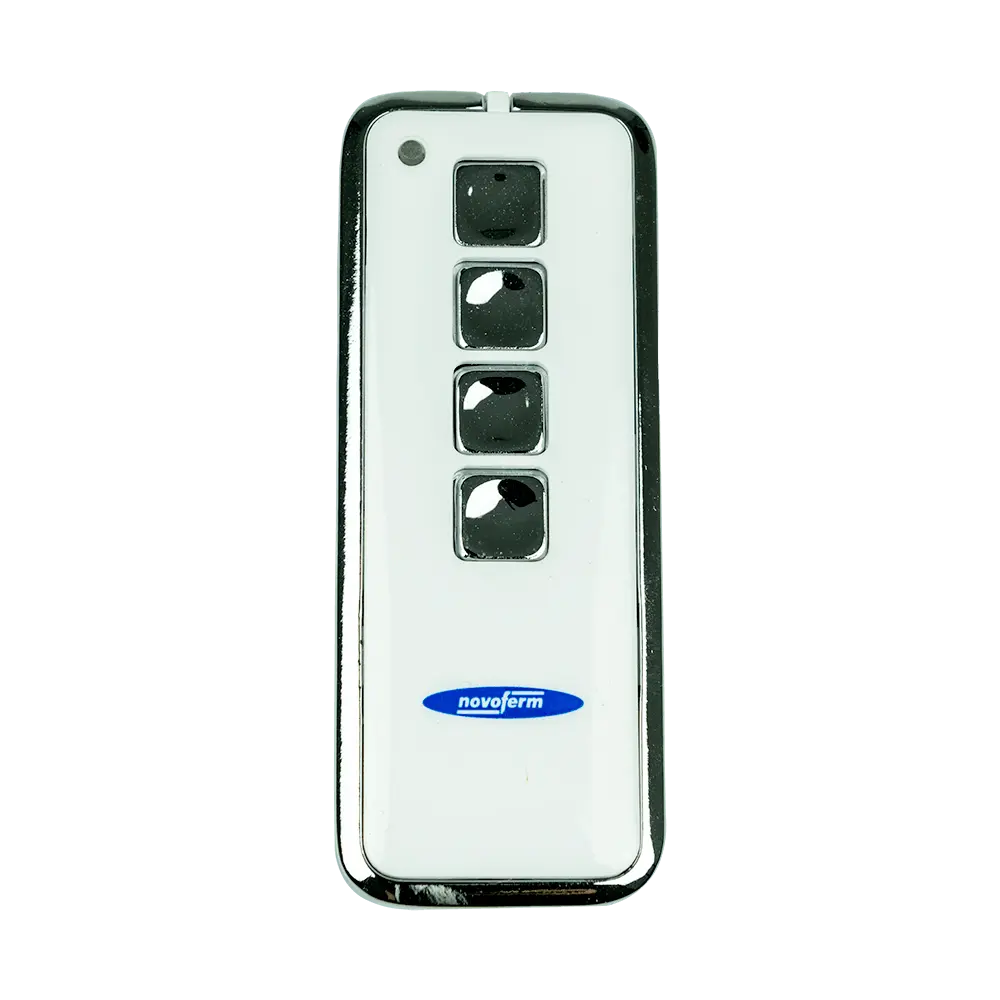 Handsender Novotron 524 Design 433 MHz Vorderansicht
Novotron 524 Handsender für Novoferm Garagentore
Handsender Novotron 524 für Tormatic Antriebe
Fernbedienung Novotron 524 Design in Schwarz
Handsender 4-Kanal Novotron 524 Design
Novotron Handsender 524 mit Batteriefach
Original Novotron 524 Handsender 433 MHz
Novotron 524 Design Handsender kompakt
Handsender Novoferm und Tormatic 524 Modell
Novotron Handsender 524 programmierbar