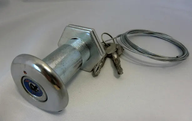 Notentriegelung mit Schlüssel für Sektionaltore
Manuelle Notentriegelung für Garagentor bei Stromausfall
Notentriegelungssystem mit Schlüssel für Torantrieb
Sicherheits-Notentriegelung für automatisierte Tore