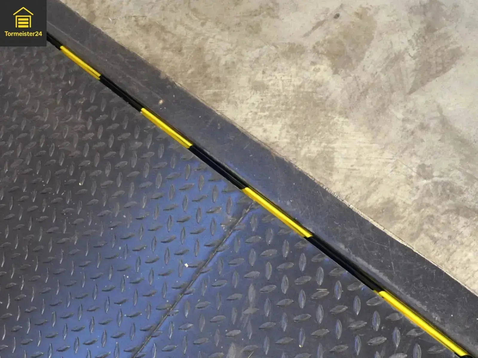 joint d’étanchéité pour rampes de chargement avec DockMag, SAMLH 40, SAMLH 60, MagAdapter Band et EPDM Dichtungs-kit als Auswahlhilfe gegen Zugluft et Schmutz sur niveleurs de quai