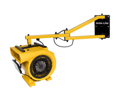 Ventilateur de quai haute performance Brite Lite 2250 avec bras pivotant jaune et éclairage LED intégré pour quais de chargement industriels